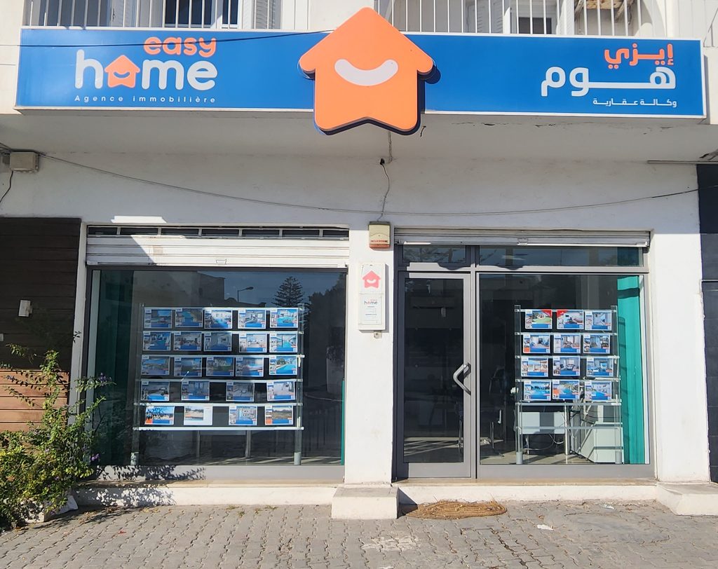Vitrine de l'agence Easyhome à Hammamet