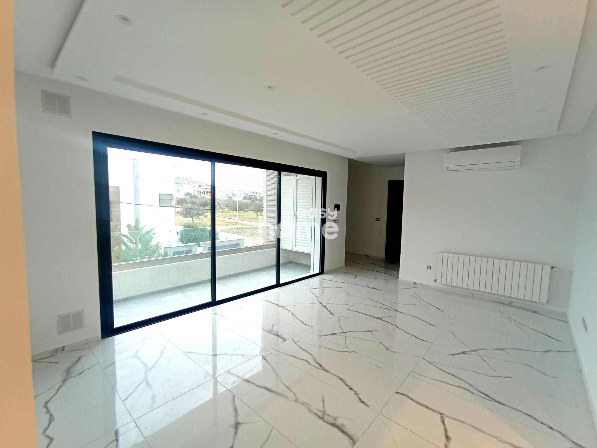 S+2 de 94m² avec terrasse, photo 3