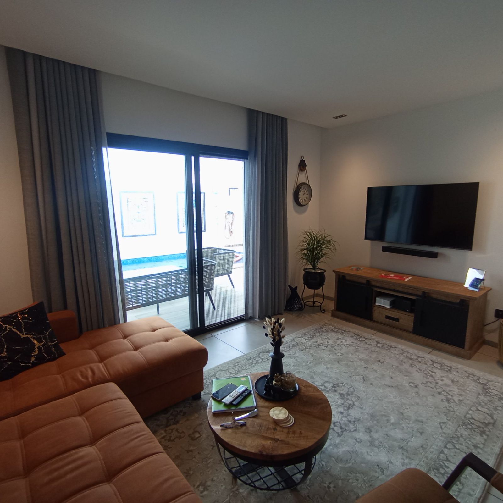 S+3 de 110m² avec une piscine privée, photo 4