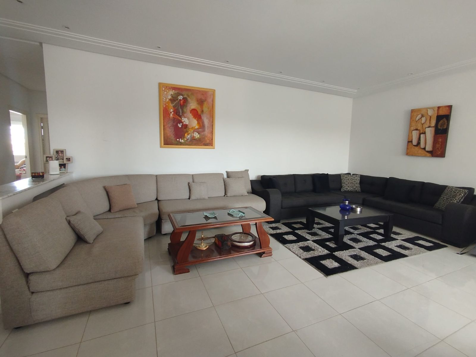 Maison de 310m² sur un terrain de 315m², photo 3